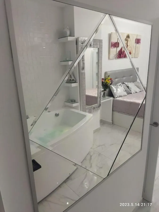 Blue Horizon Luxury Apartment 内尔哈