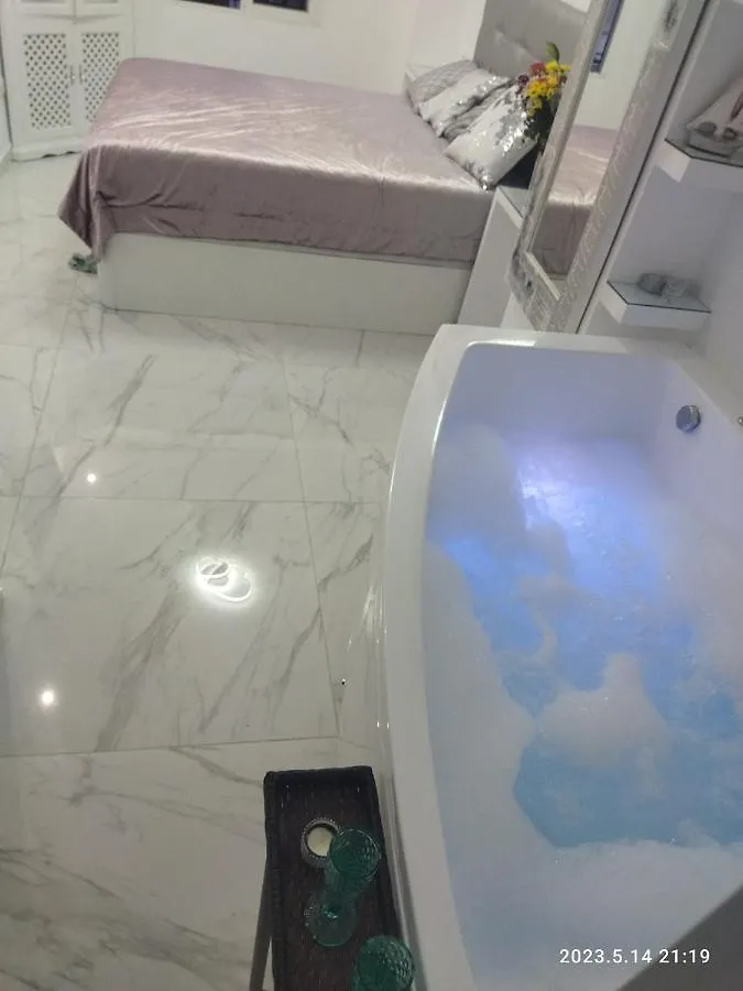 Blue Horizon Luxury Apartment 内尔哈 西班牙