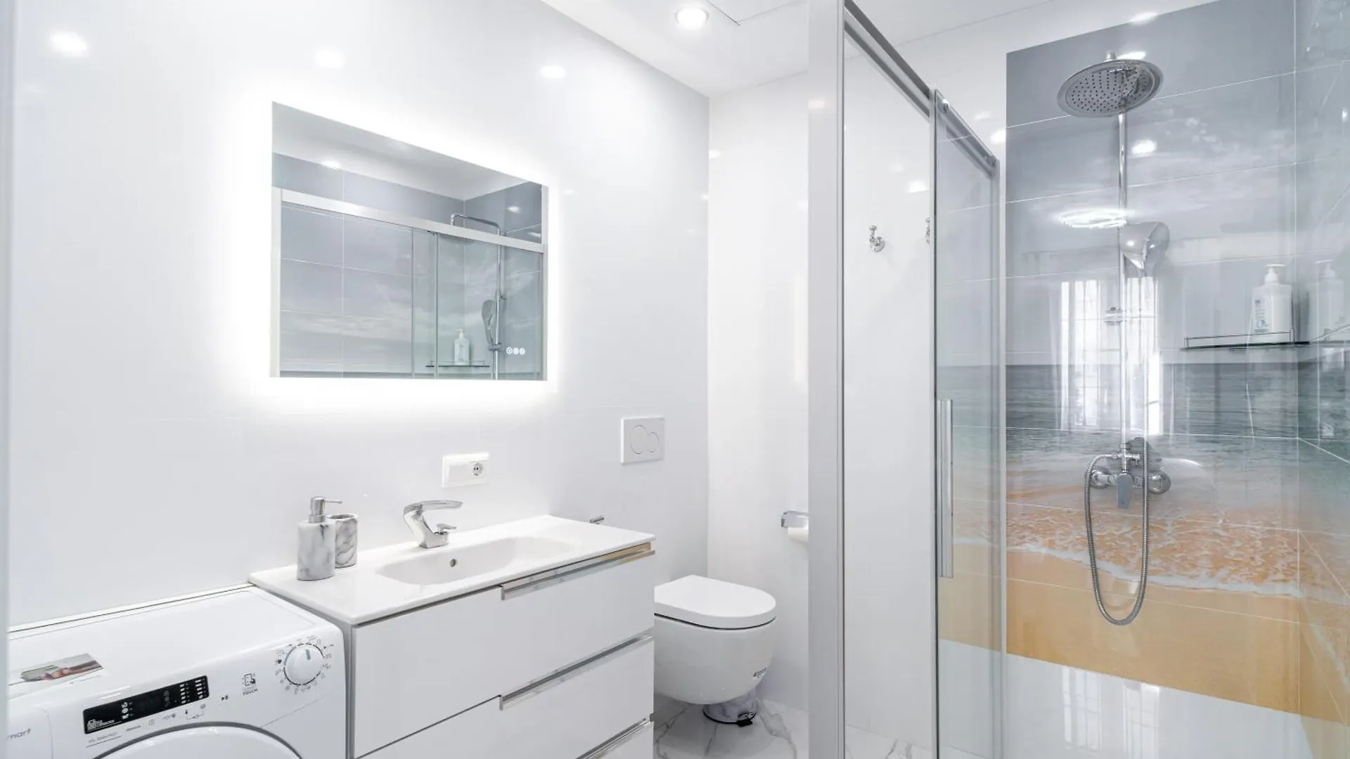 Blue Horizon Luxury Apartment 内尔哈