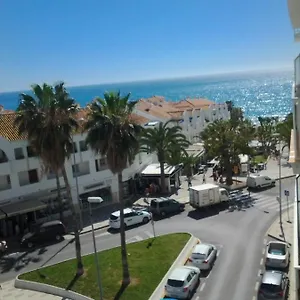 Gaviota Holidays Piscina Y Playa Nerja
